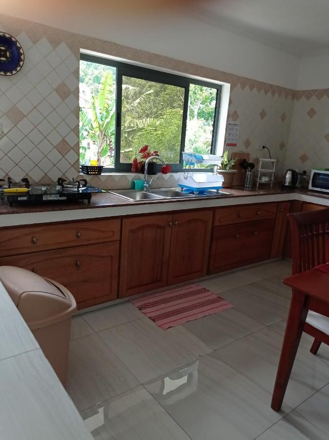 Les Forbans Selfcatering Apartment Takamaka Zewnętrze zdjęcie