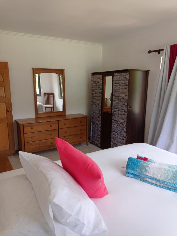 Les Forbans Selfcatering Apartment Takamaka Zewnętrze zdjęcie